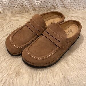 White Mountain Brinlee Clogs